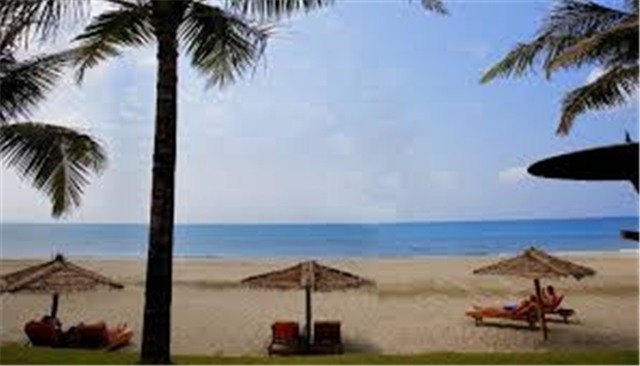 Unwind Ngapali Beach